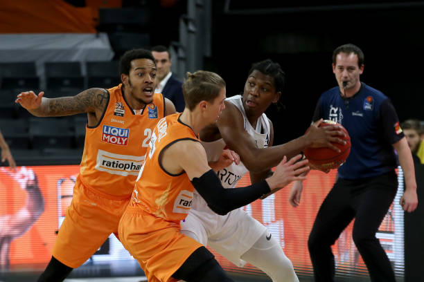 同样面临附 同样面临附