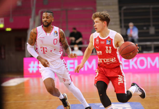 起伏不定 起伏不定